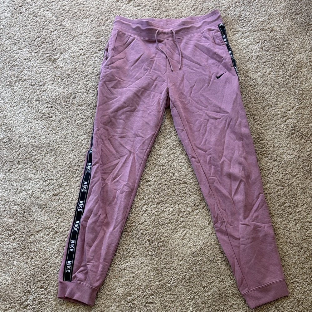 Nike Joggers